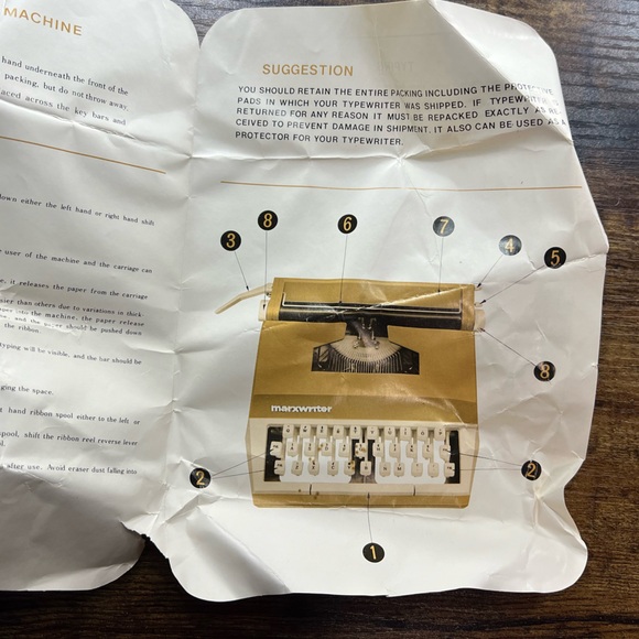 Vintage MARXWRITER Typewriter - Picture 13 of 16